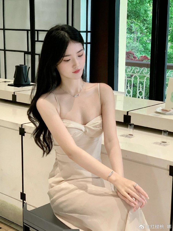 1917 封面